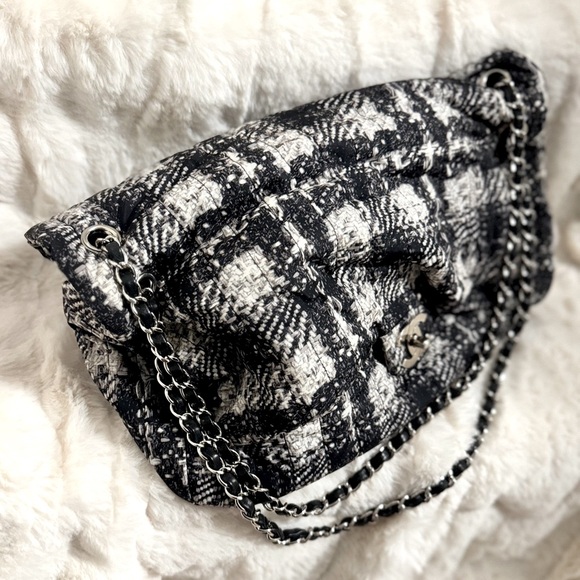 Chanel Black Nylon Flap Bag - Picture 6 of 14